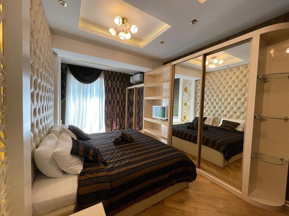 Park Azure Louvre Apartment Baku Ngoại thất bức ảnh