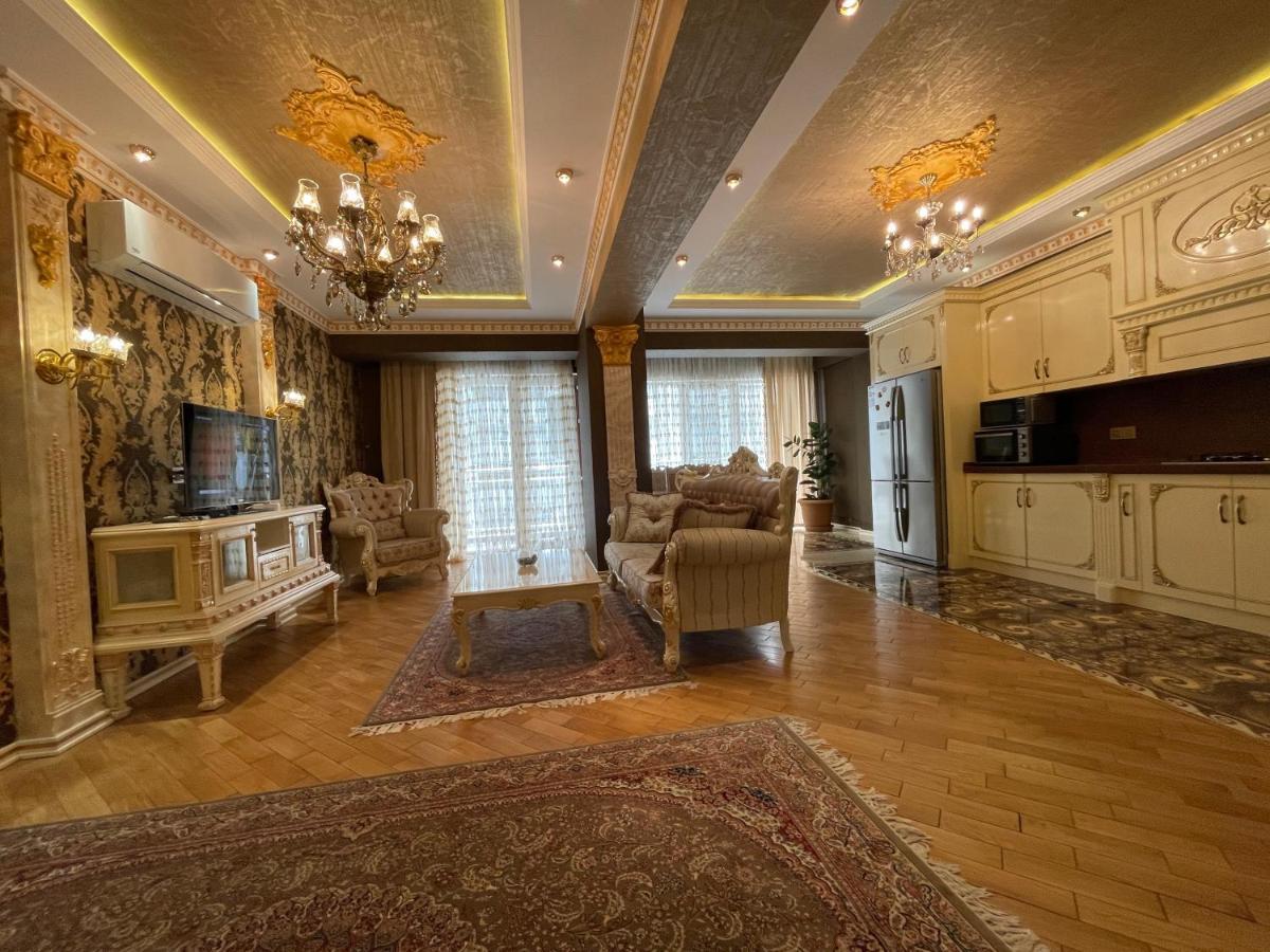 Park Azure Louvre Apartment Baku Ngoại thất bức ảnh