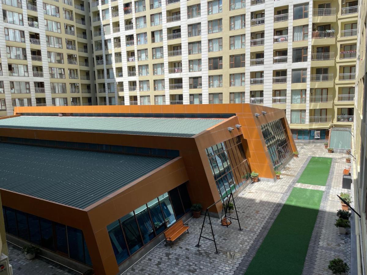 Park Azure Louvre Apartment Baku Ngoại thất bức ảnh