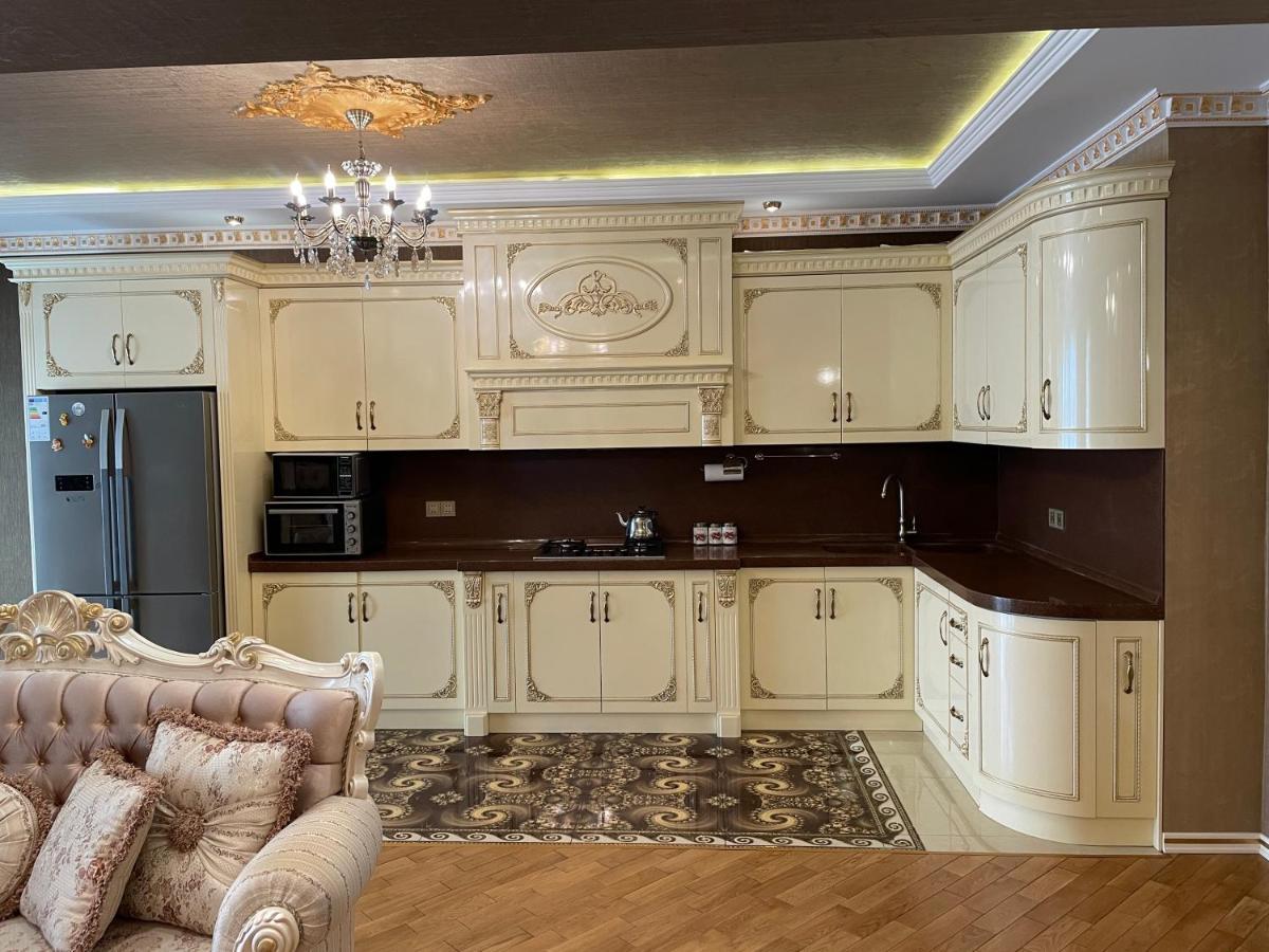 Park Azure Louvre Apartment Baku Ngoại thất bức ảnh