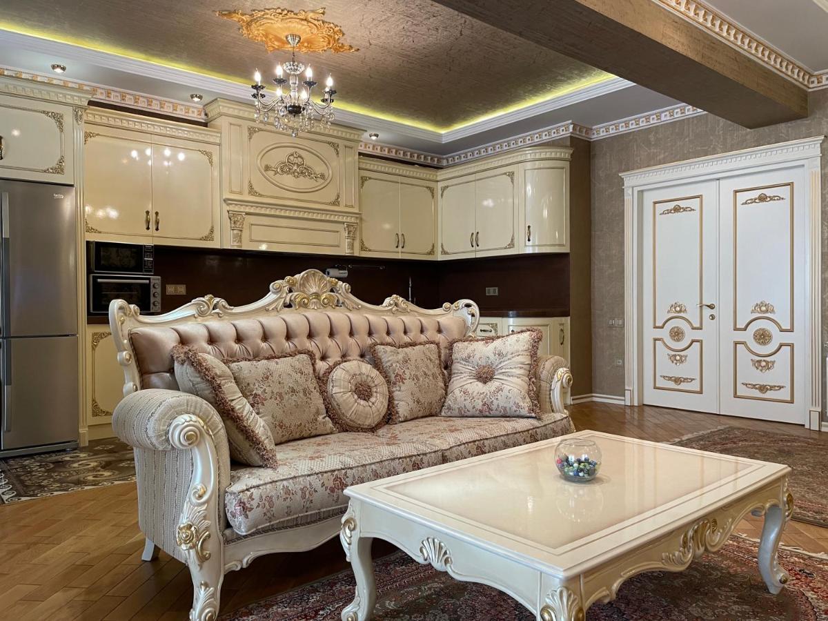 Park Azure Louvre Apartment Baku Ngoại thất bức ảnh