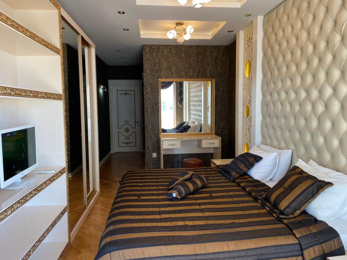 Park Azure Louvre Apartment Baku Ngoại thất bức ảnh