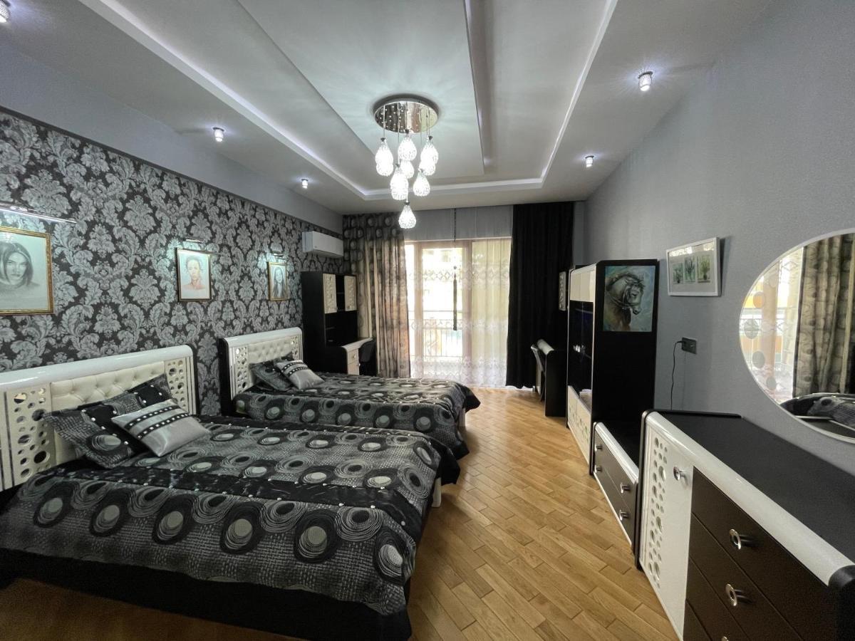 Park Azure Louvre Apartment Baku Ngoại thất bức ảnh